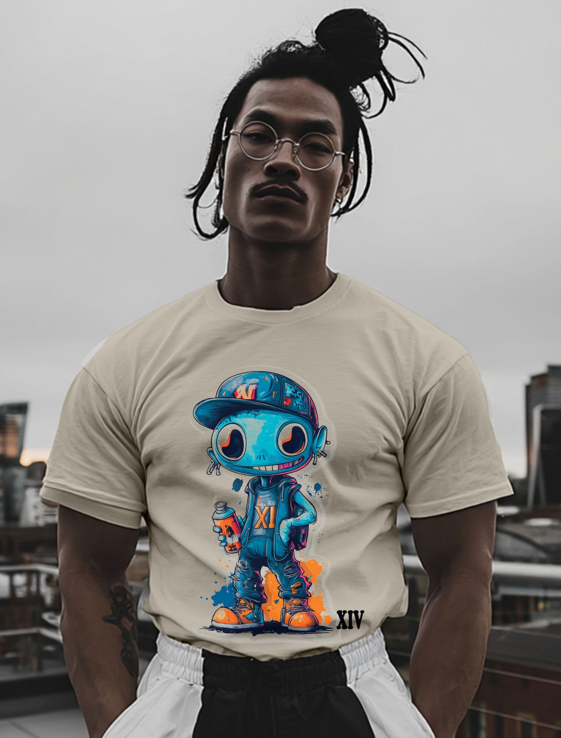 Graffiti Alien Art T-Shirt – Bold Streetwear Design